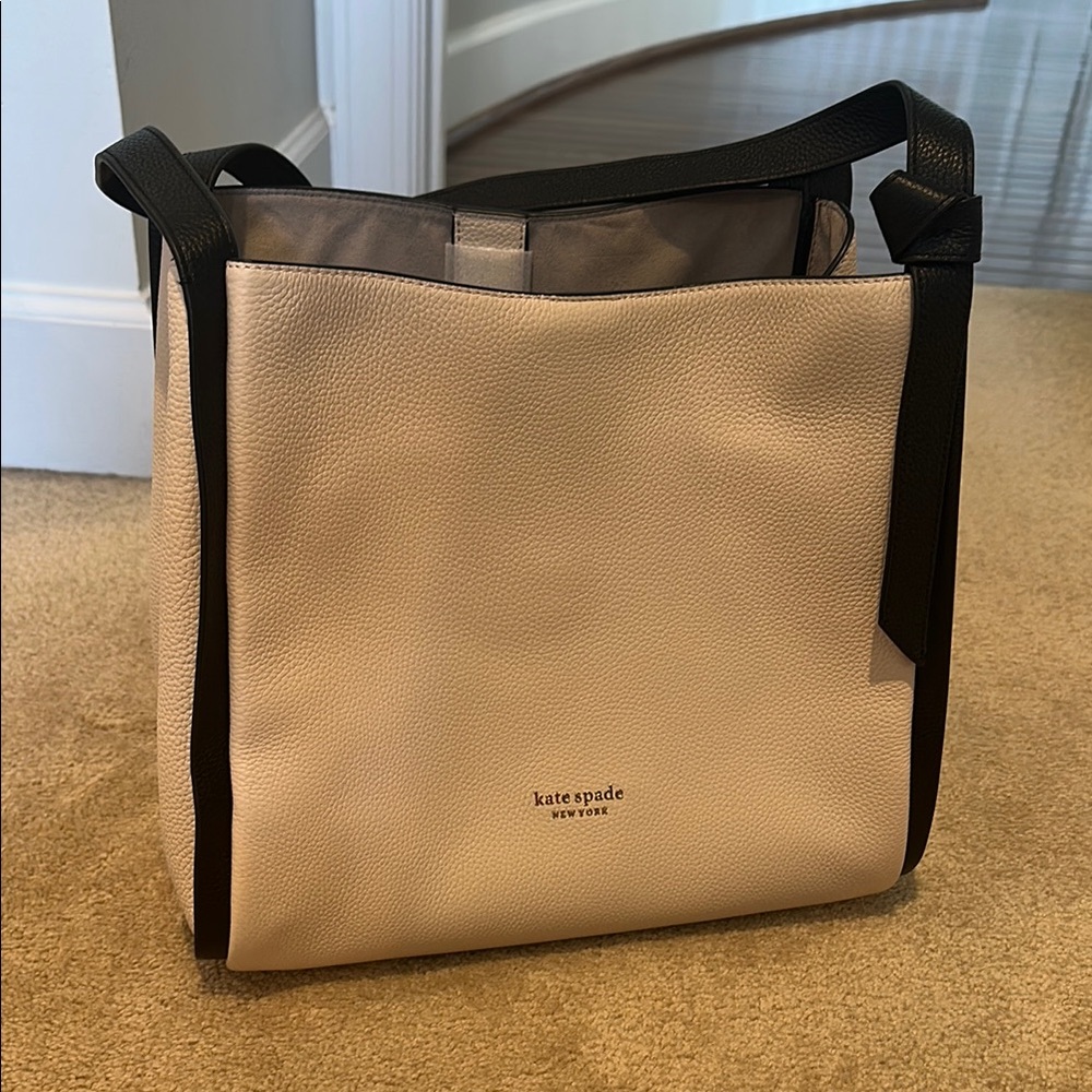 Kate Spade Cream and Black Shoulder Bag